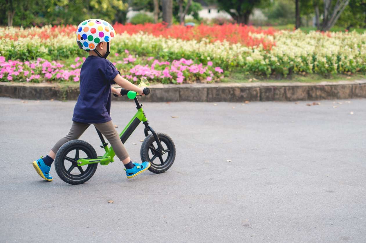 12 toys to get babies, toddlers, and preschoolers moving this summer